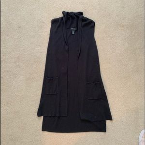 White House Black Market black sleeveless cardigan